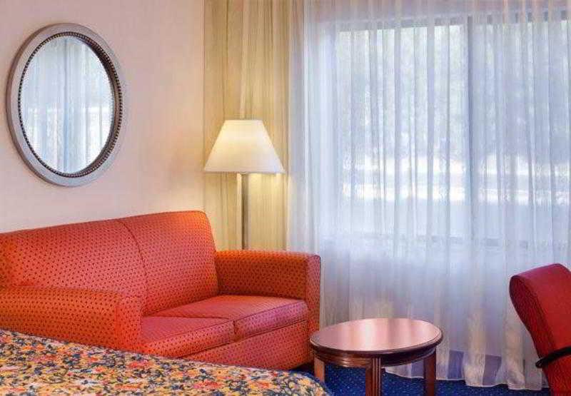 Best Western Plus Elgin - Chicago West Dundee Habitación foto